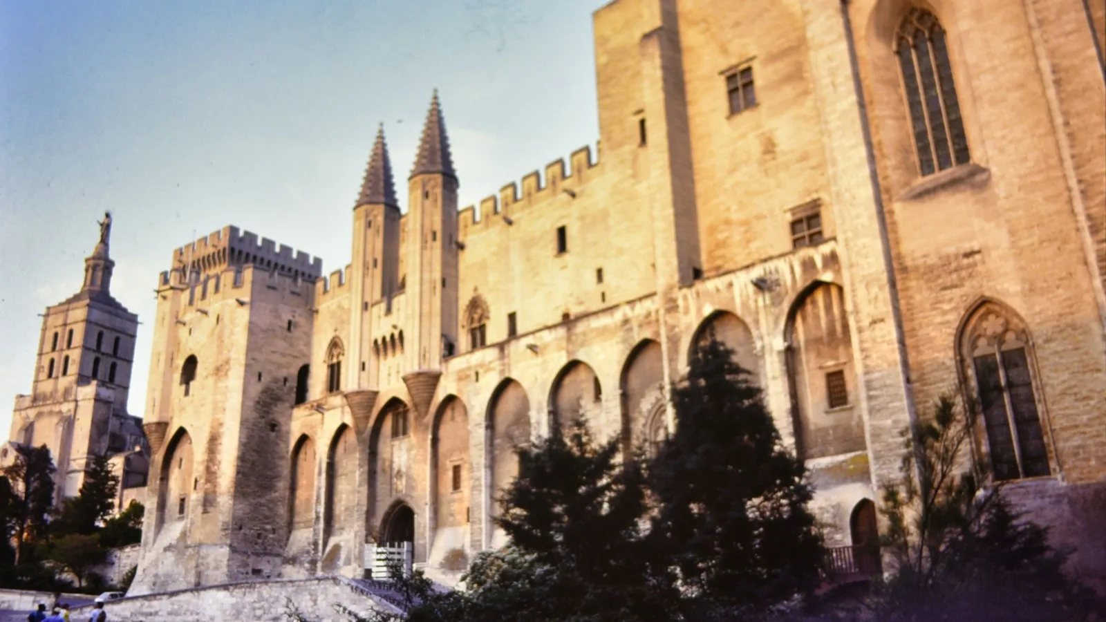 Avignon : la base la plus pratique pour un premier séjour