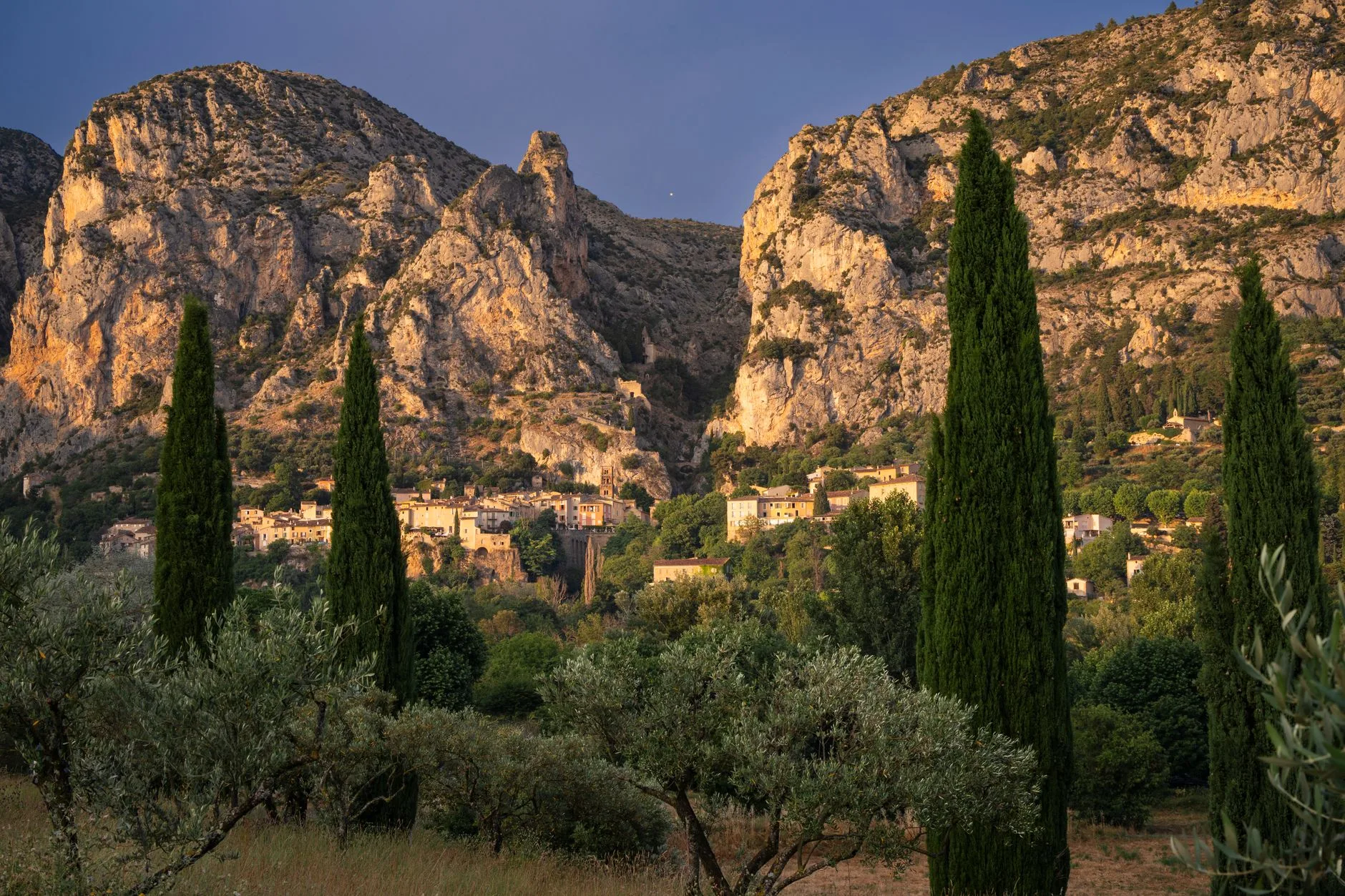 ️ Moustiers-Sainte-Marie et le Verdon : nature et lavande